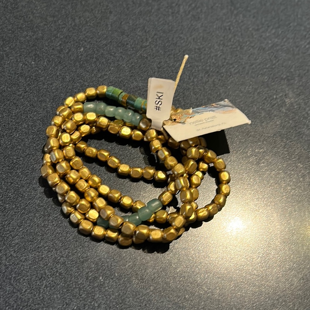 Beaded bracelet